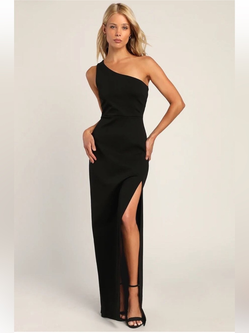 Lulu's Black One-Shoulder Maxi Gown